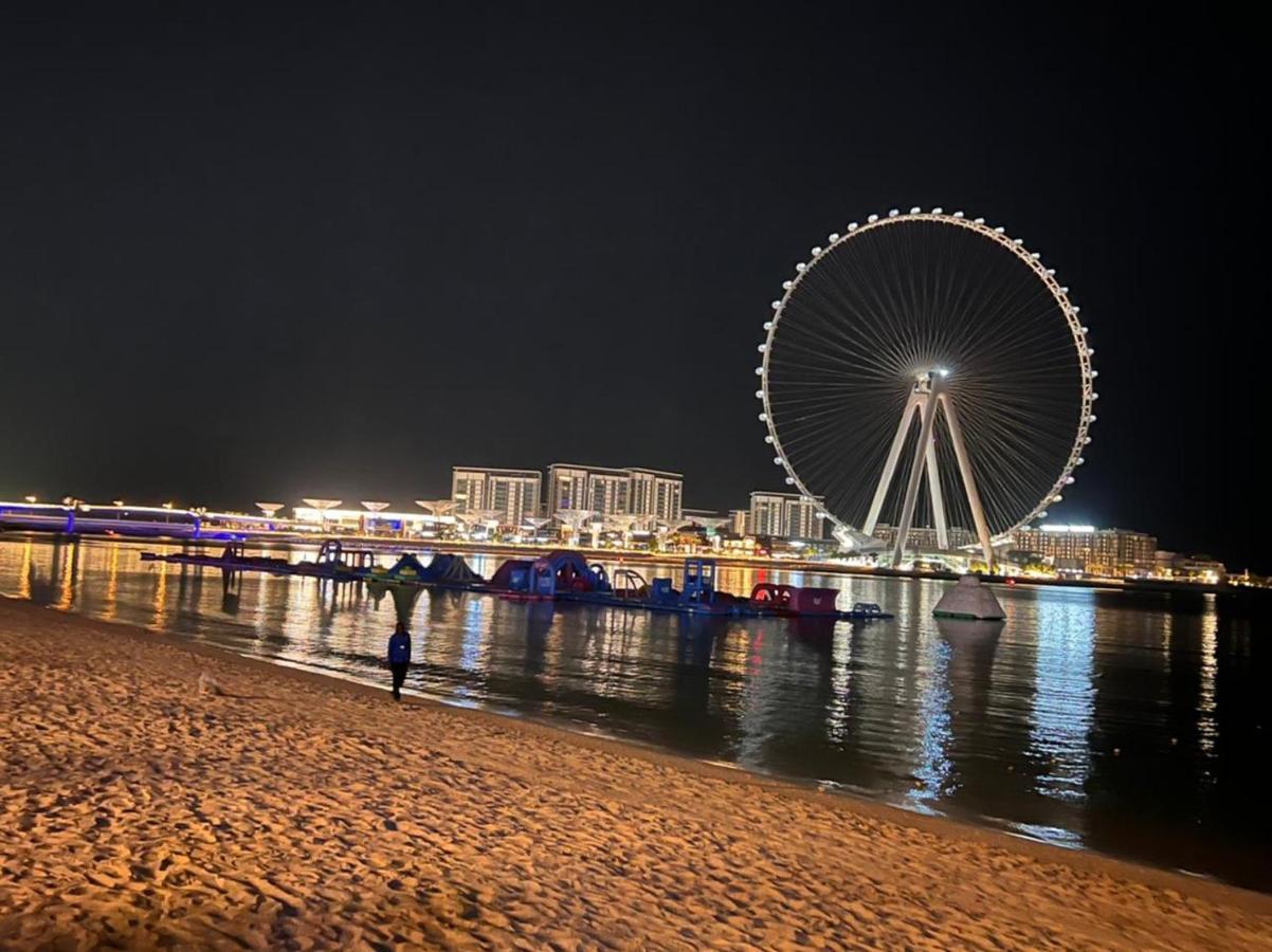 Route 66 Beach Hostel Dubai Eksteriør billede