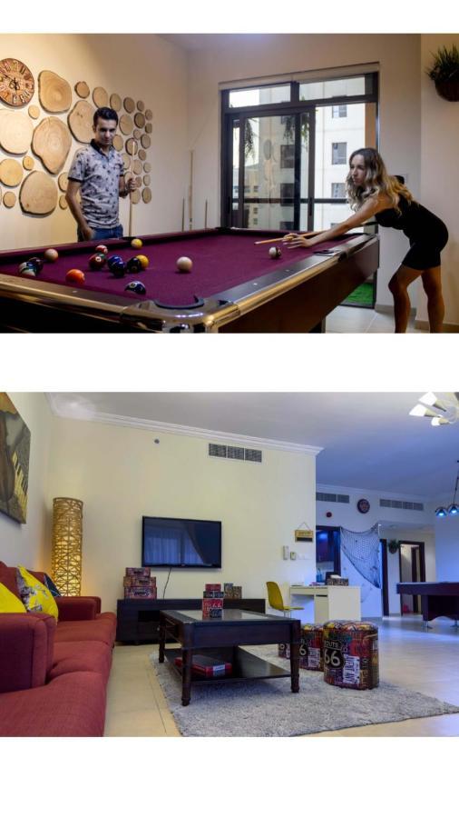 Route 66 Beach Hostel Dubai Eksteriør billede